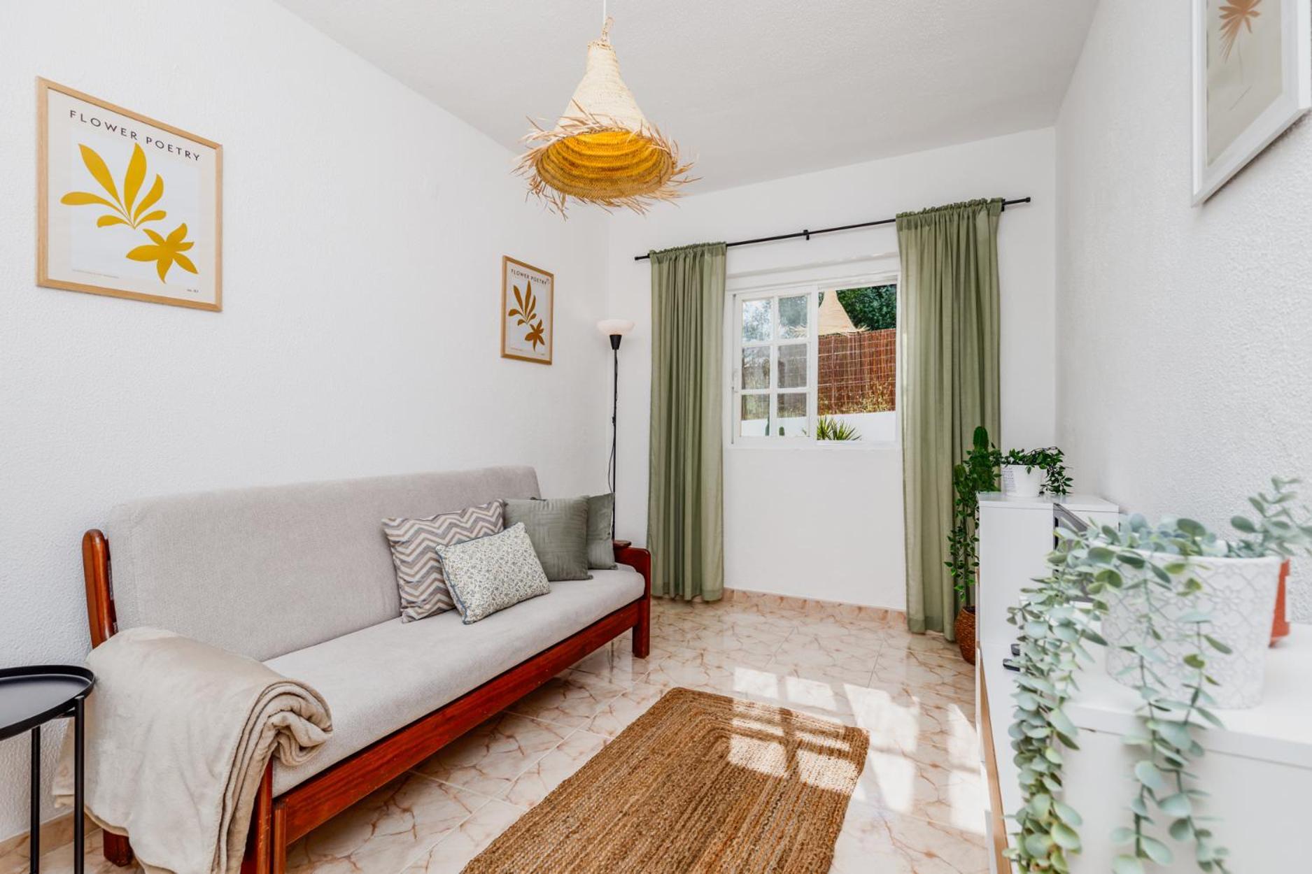 Mada House's Ii * Sesimbra
